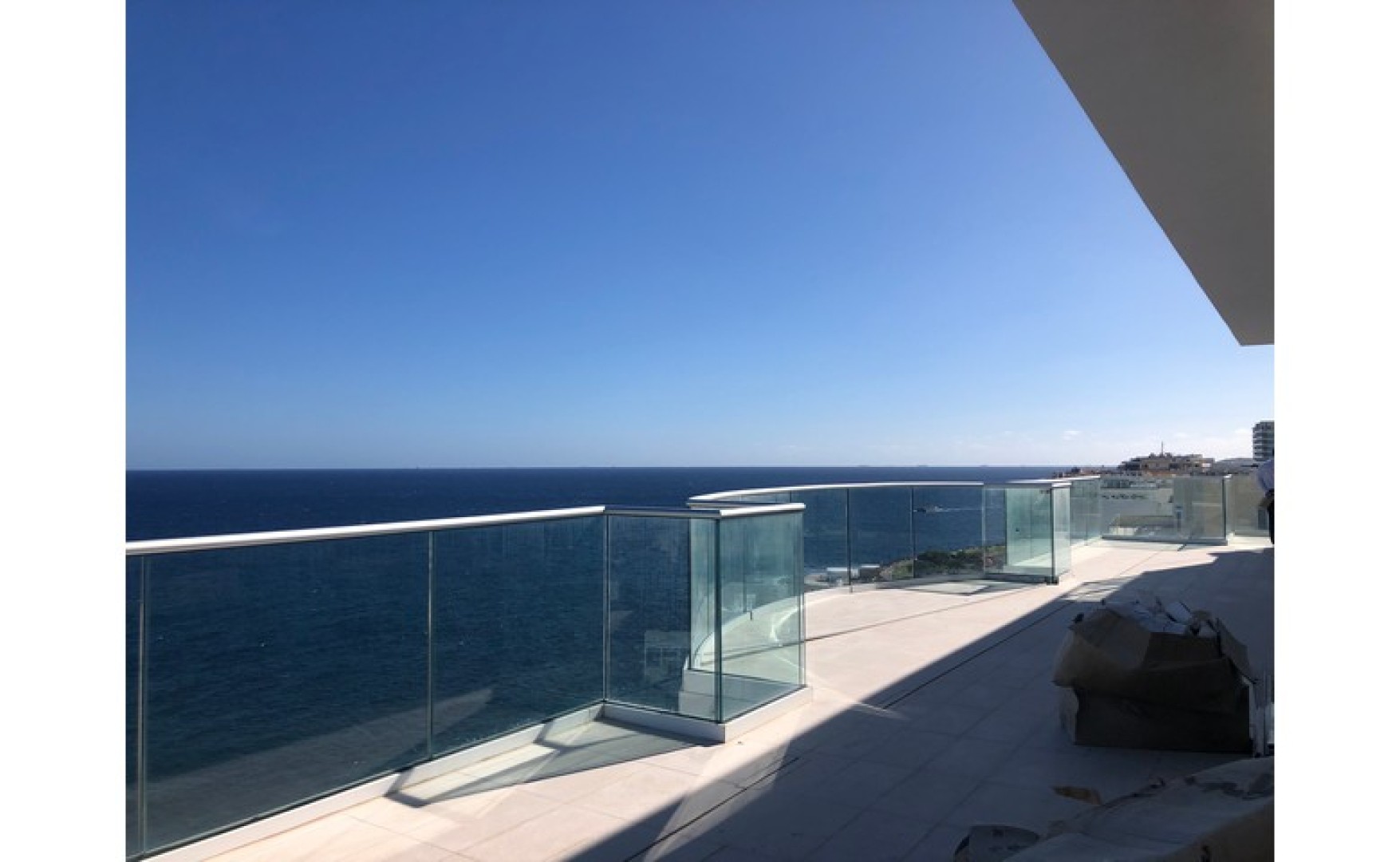 Luxury Penthouse with a pool and seaviews for rent in Sliema