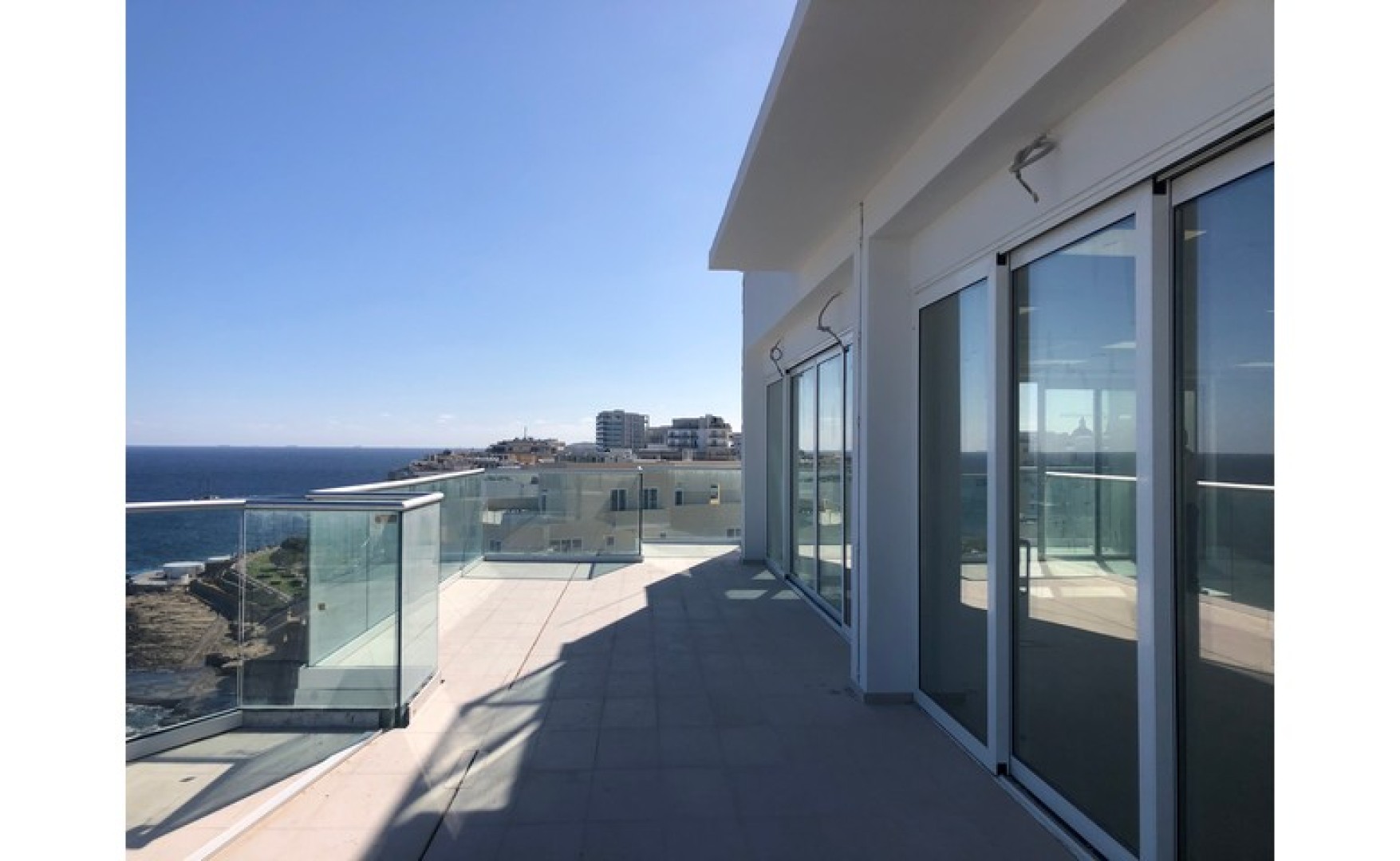 Luxury Penthouse with a pool and seaviews for rent in Sliema
