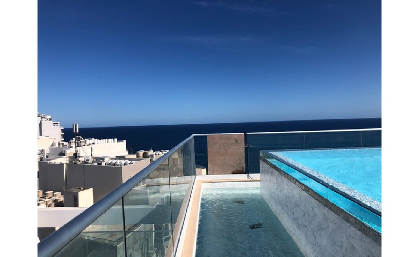 Luxury Penthouse with a pool and seaviews for rent in Sliema