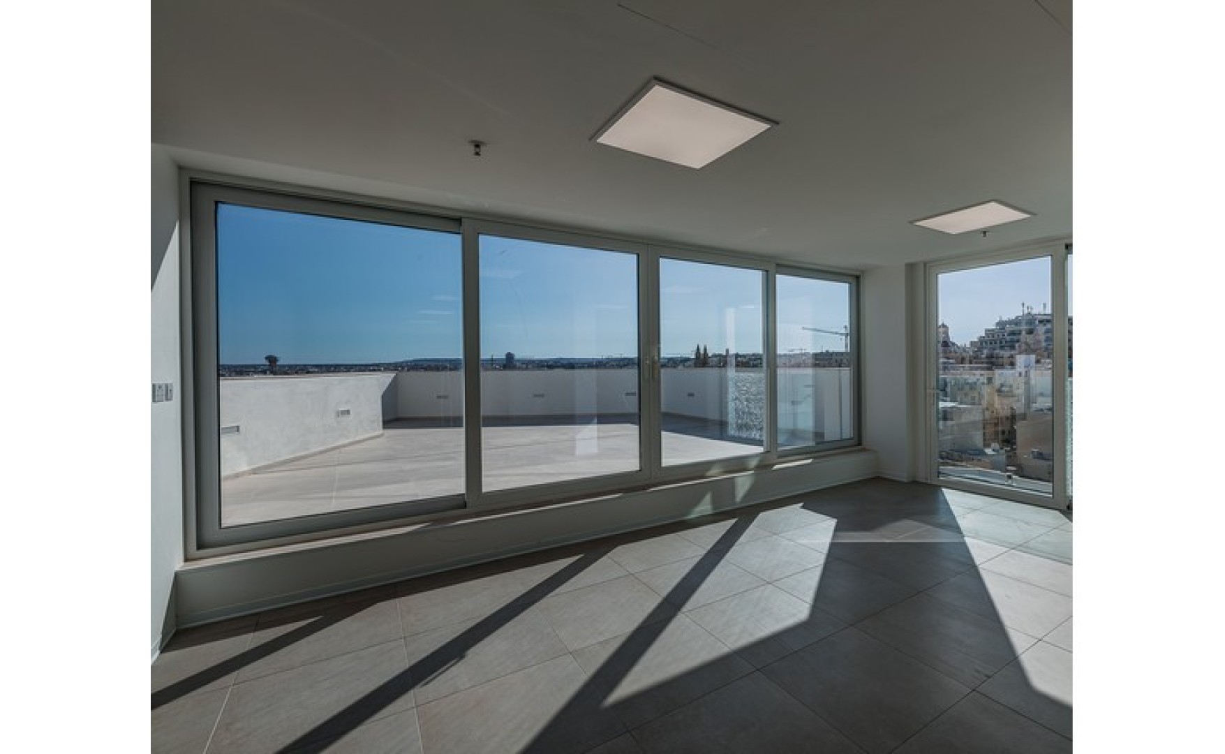 Modern Office with seaviews for rent in Sliema