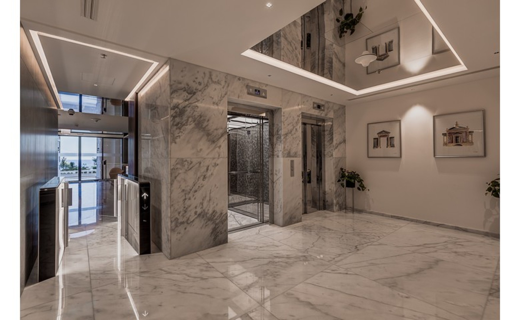 Luxury Penthouse with a pool and seaviews for rent in Sliema