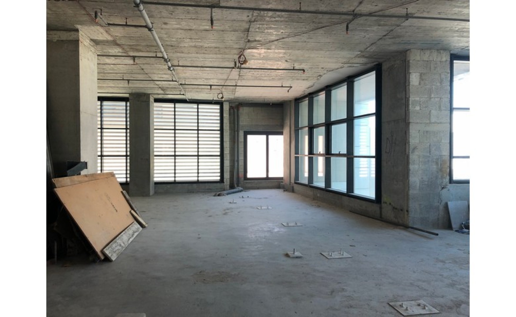 Office to let Malta: Stylish Office in the district of St Julians