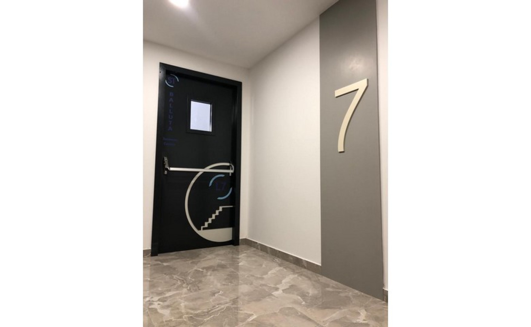 Offices for rent Malta: Office with an Internal Area 260sqm plus External Area 37sqm