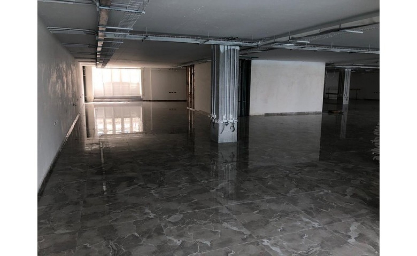 Offices for rent Malta: Office with an Internal Area 260sqm plus External Area 37sqm