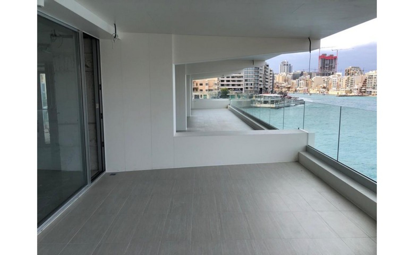 Restaurants for rent Malta: Office with an Internal Area 425sqm plus External Area 46sqm