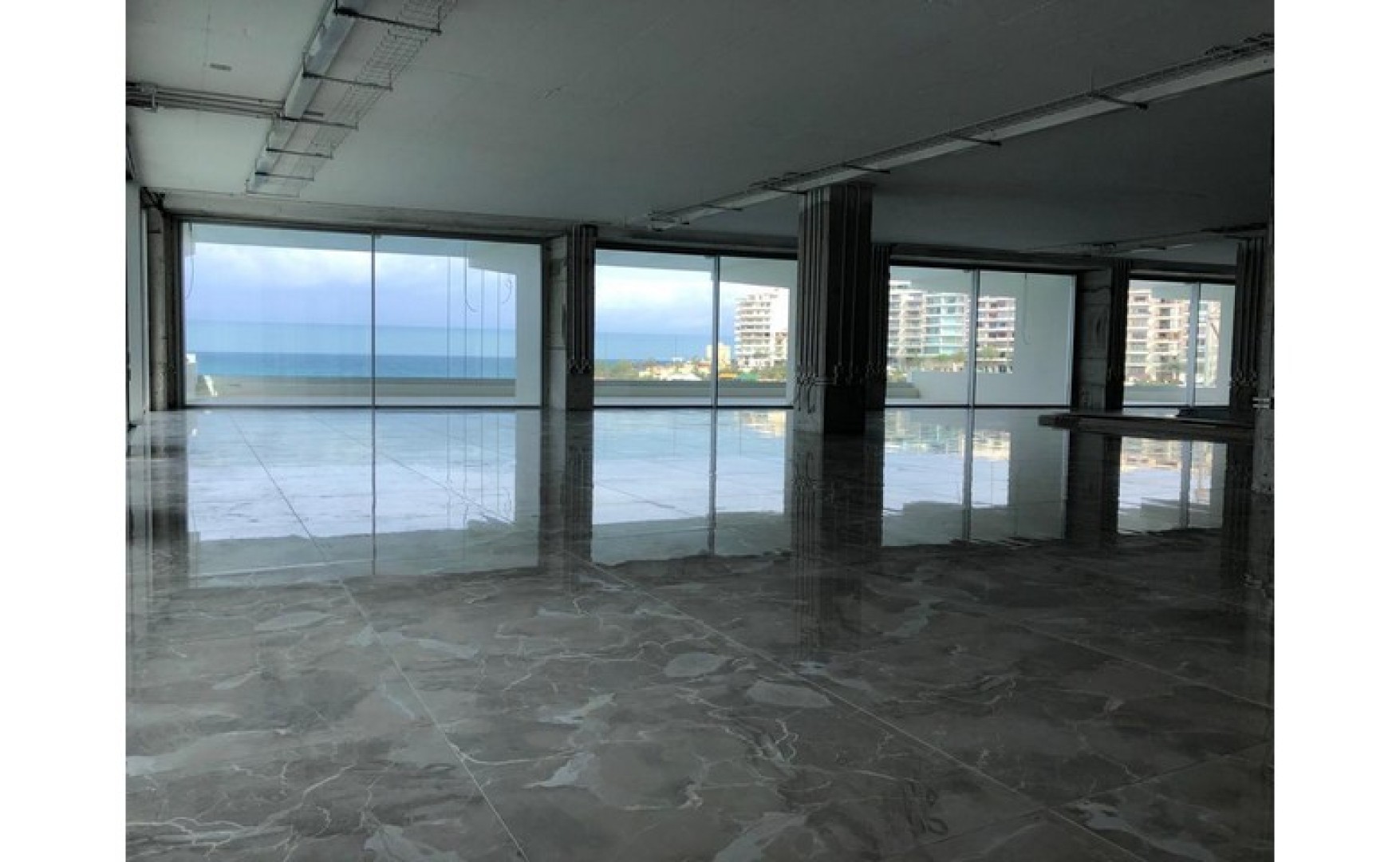 Restaurants for rent Malta: Office with an Internal Area 425sqm plus External Area 46sqm