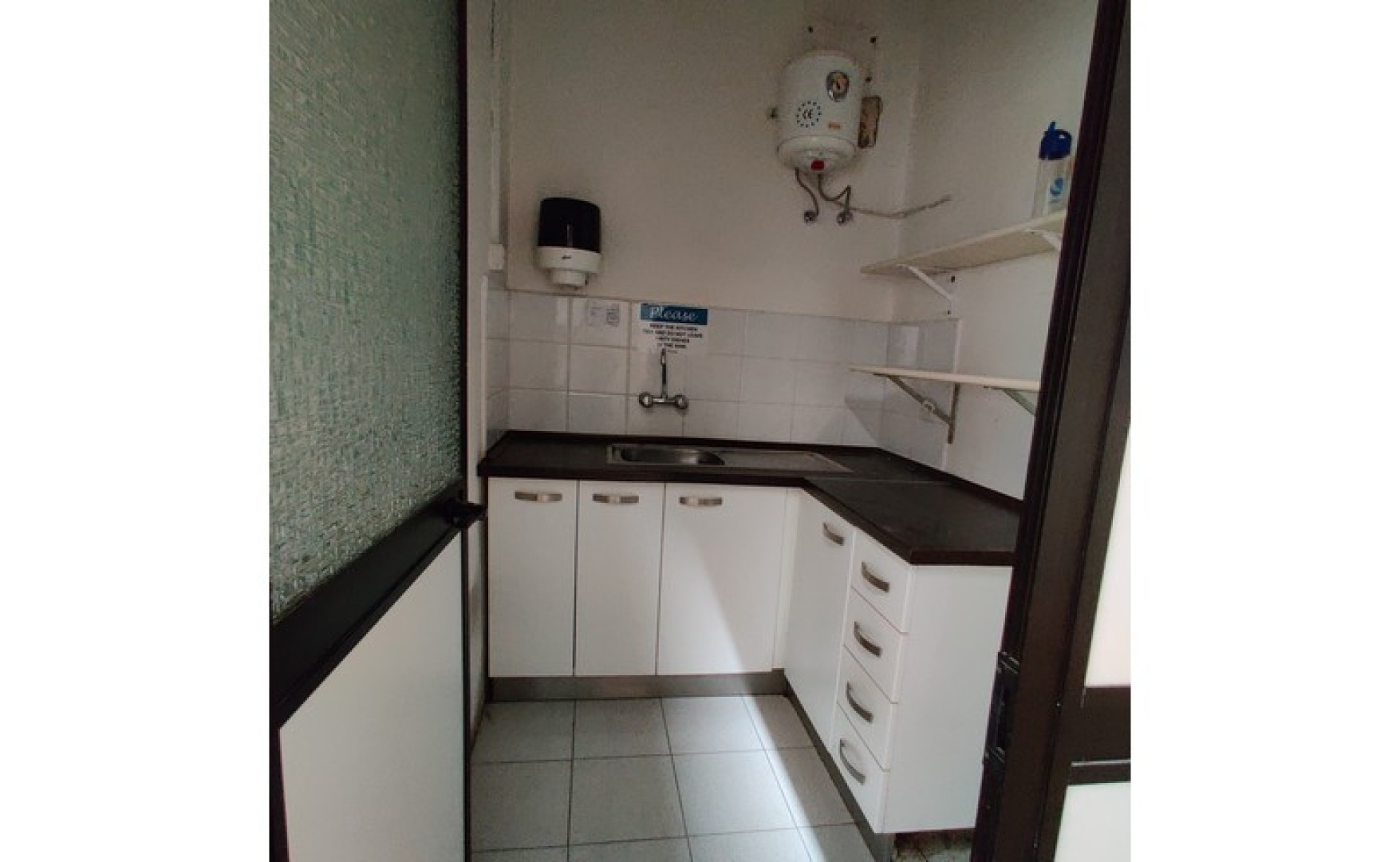 Offices for rent Malta: Valletta 120sqm premises to let