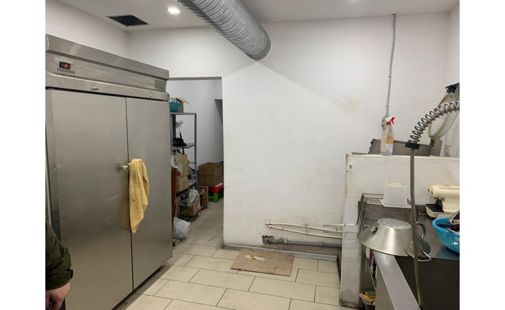 Restaurants for Rent in Malta: St Julian's commercial premises with Class 4D permits