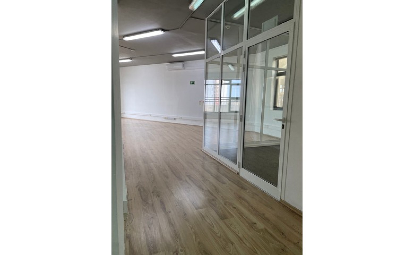 Office to let Malta: St Julian's 95sqm premises for rent