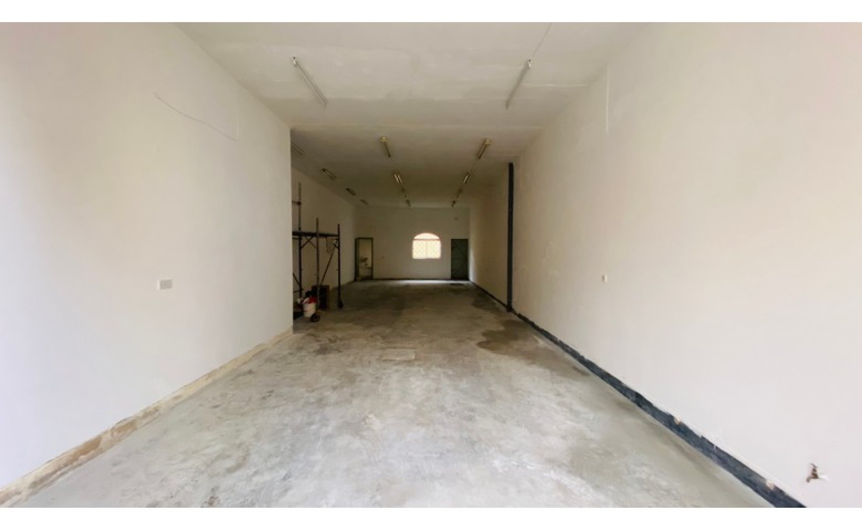 147 square square metre Warehouse in Gharghur For Rent