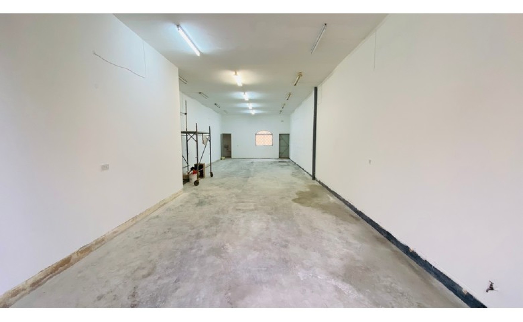 147 square square metre Warehouse in Gharghur For Rent