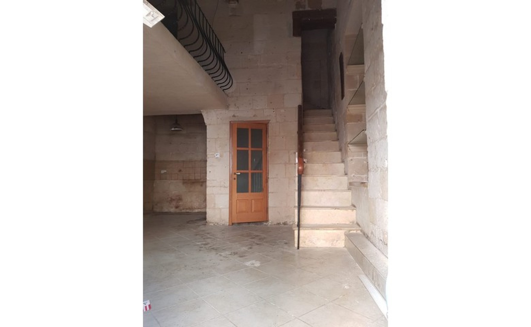 Office for rent in Malta: Floriana office to let in a prime area