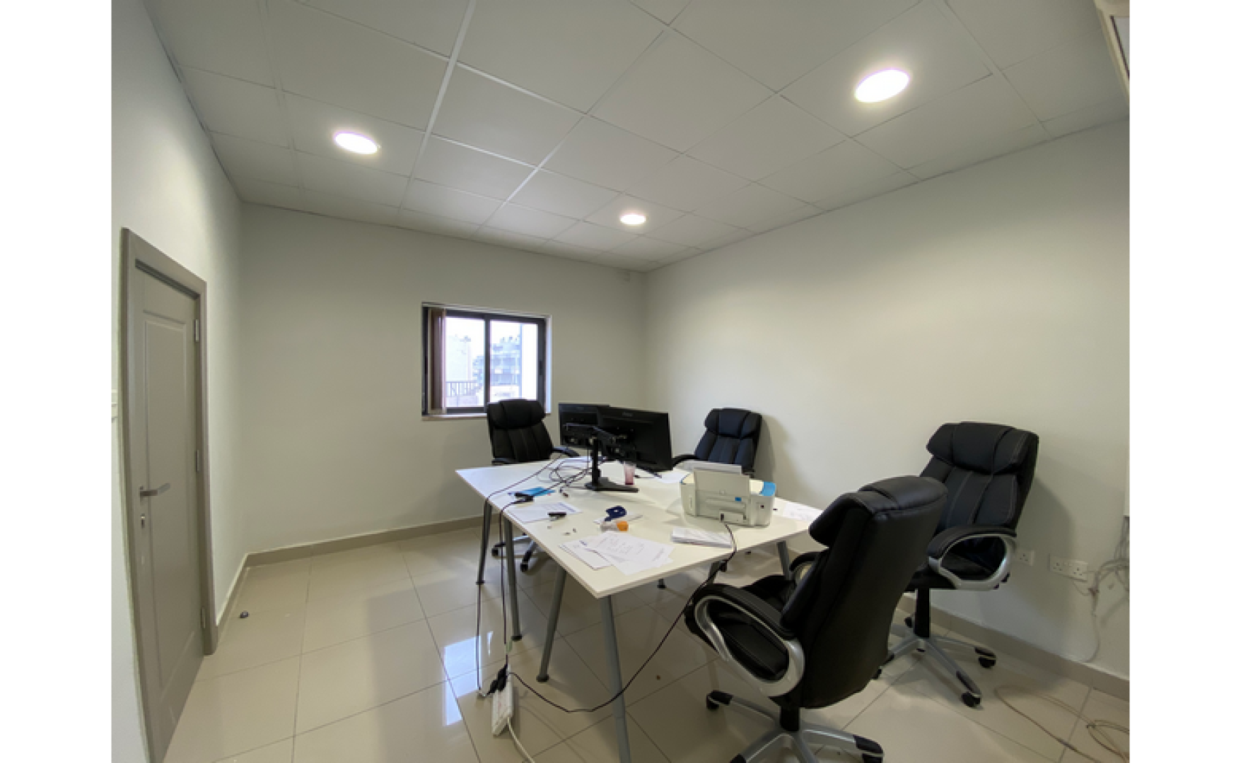 Office to let Malta: Penthouse office for rent with a large terrace