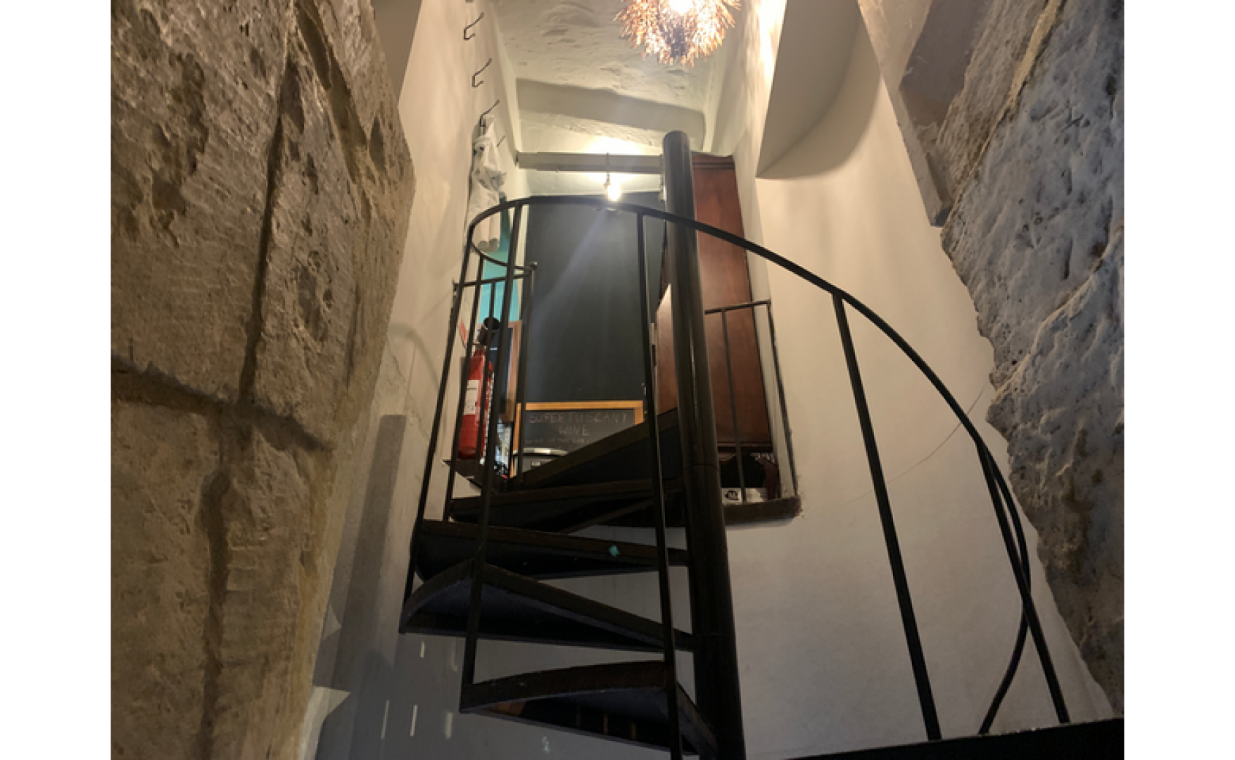 Real estate Malta: 40sqm commercial premises for rent in Valletta