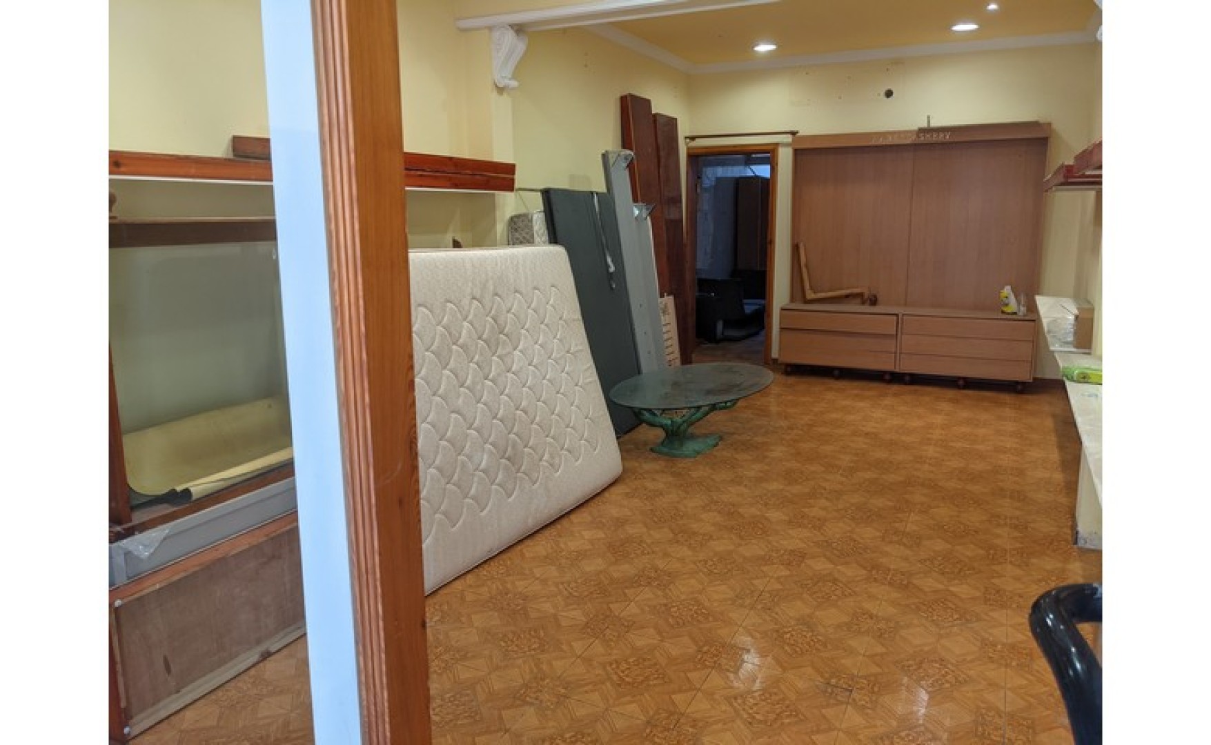 Shops for rent in Malta: 75sqm commercial premises for rent in Gzira