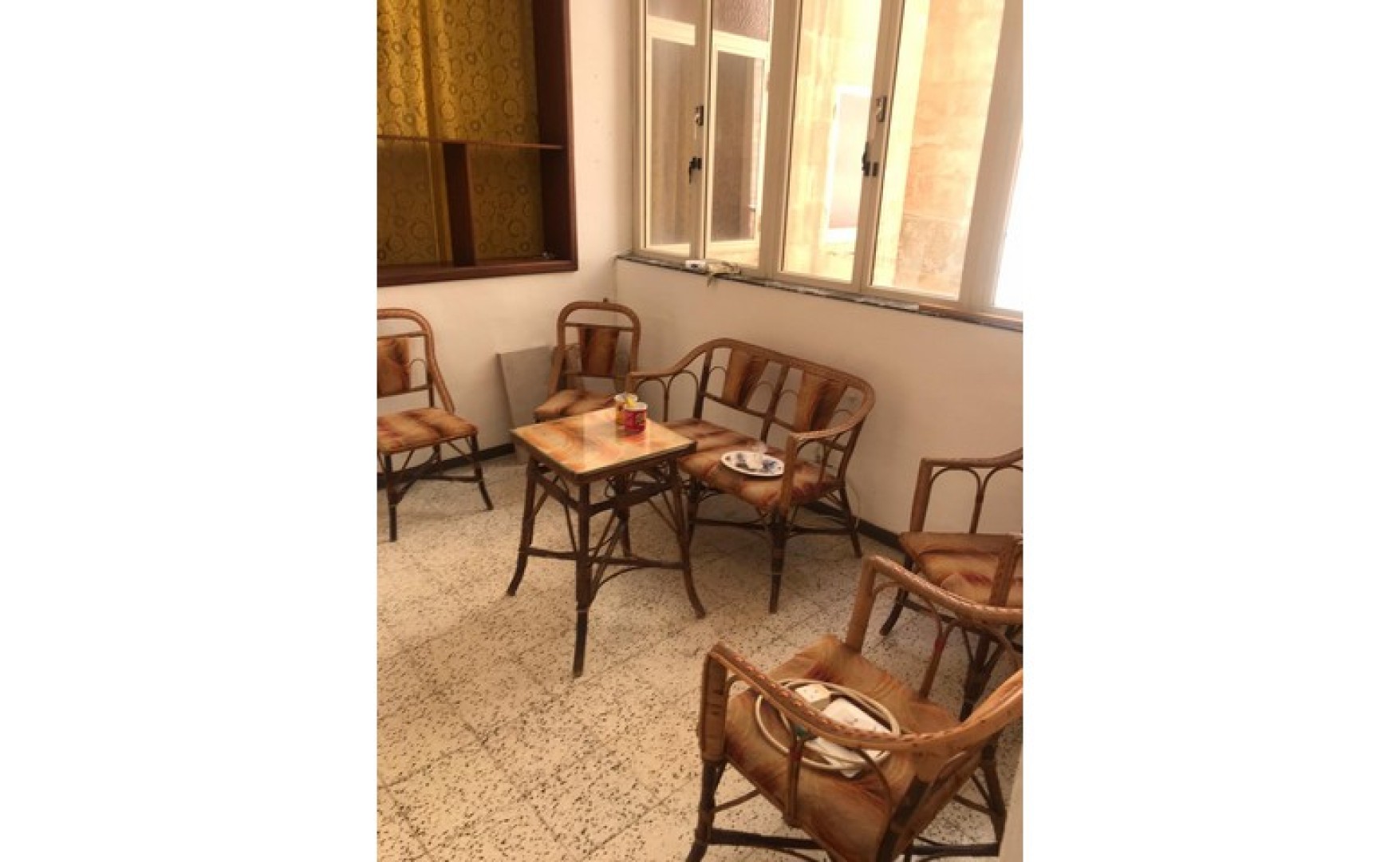 Offices / Apartments for rent in Malta: Spacious Office / Apartment with 3 bedrooms in Floriana