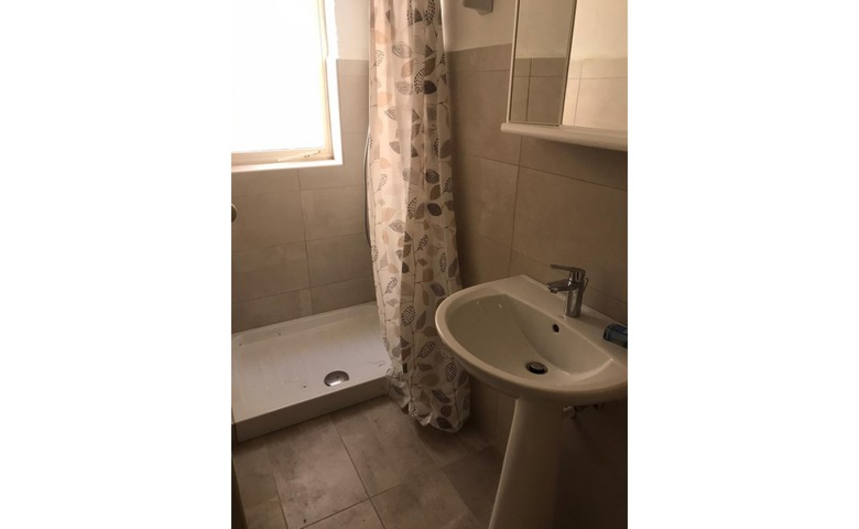 Offices / Apartments for rent in Malta: Spacious Office / Apartment with 3 bedrooms in Floriana