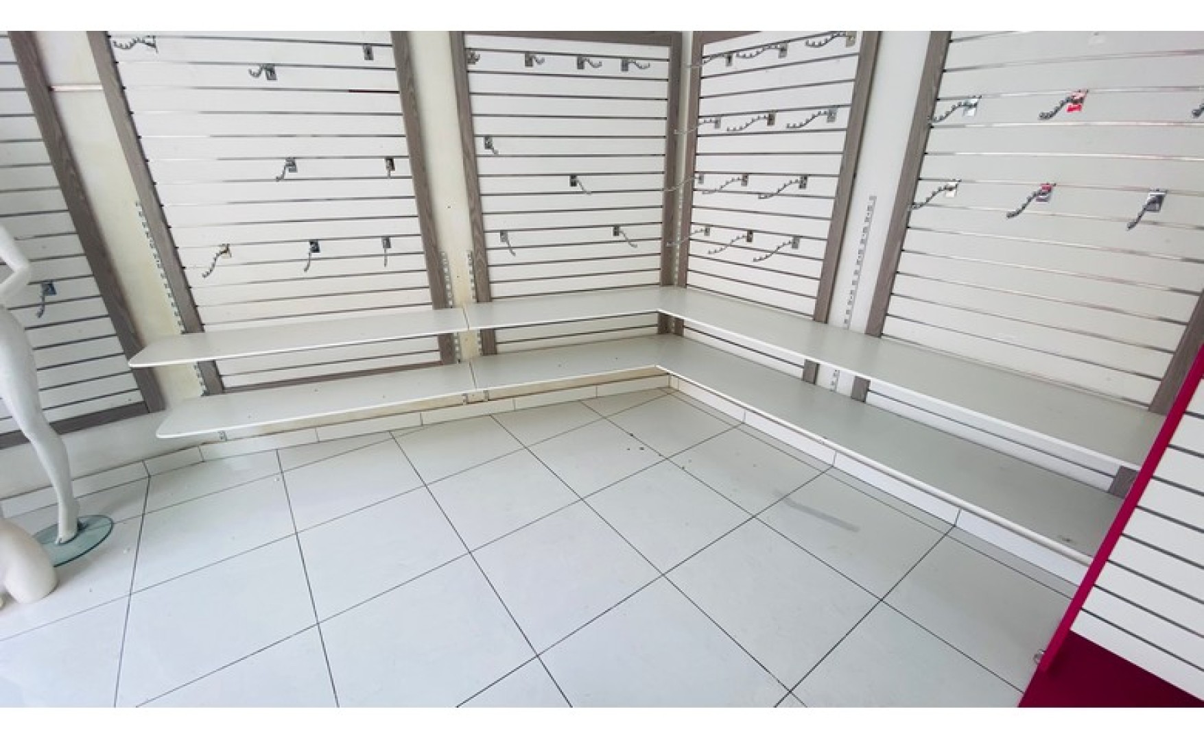 Shops for rent in Malta: Birkirkara commercial premises to let with class 4B permits