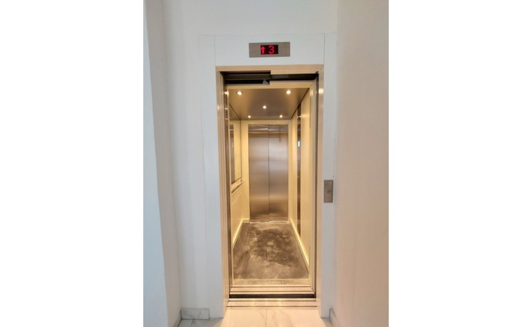 Real estate Malta: Commercial premises in Mriehel for rent - 250 square meters