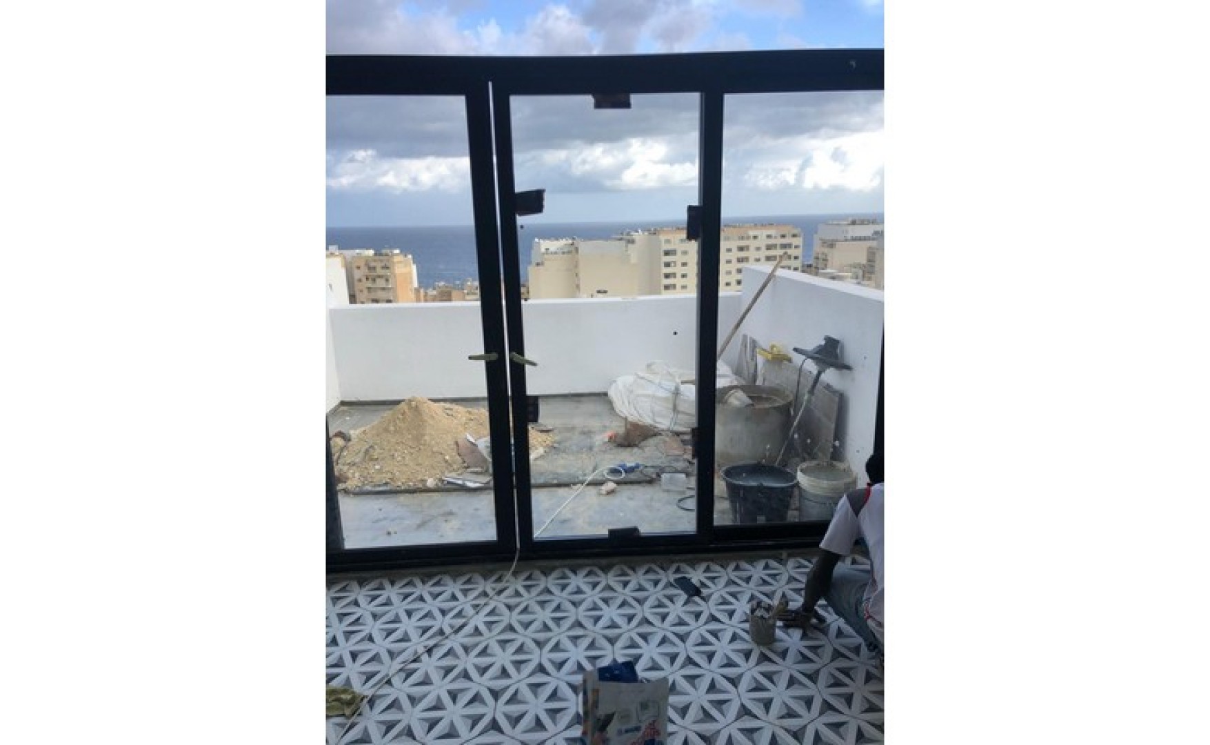 Estate agents Malta: Hostel for rent in the heart of Sliema