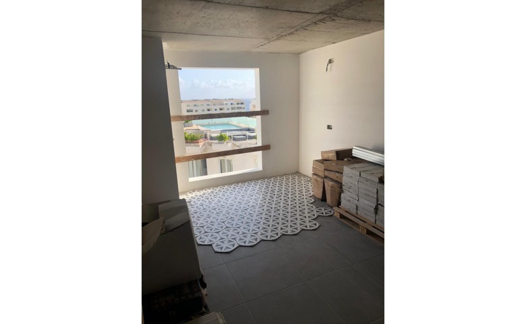 Estate agents Malta: Hostel for rent in the heart of Sliema