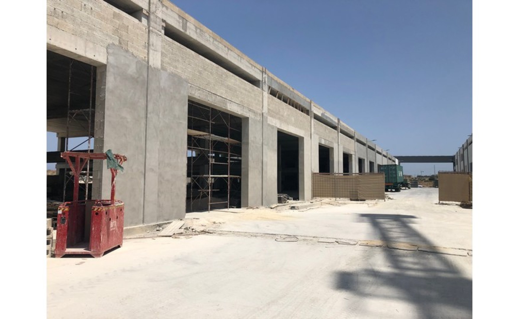 Real estate Malta: Burmarrad 200sqm office space / warehouse for rent