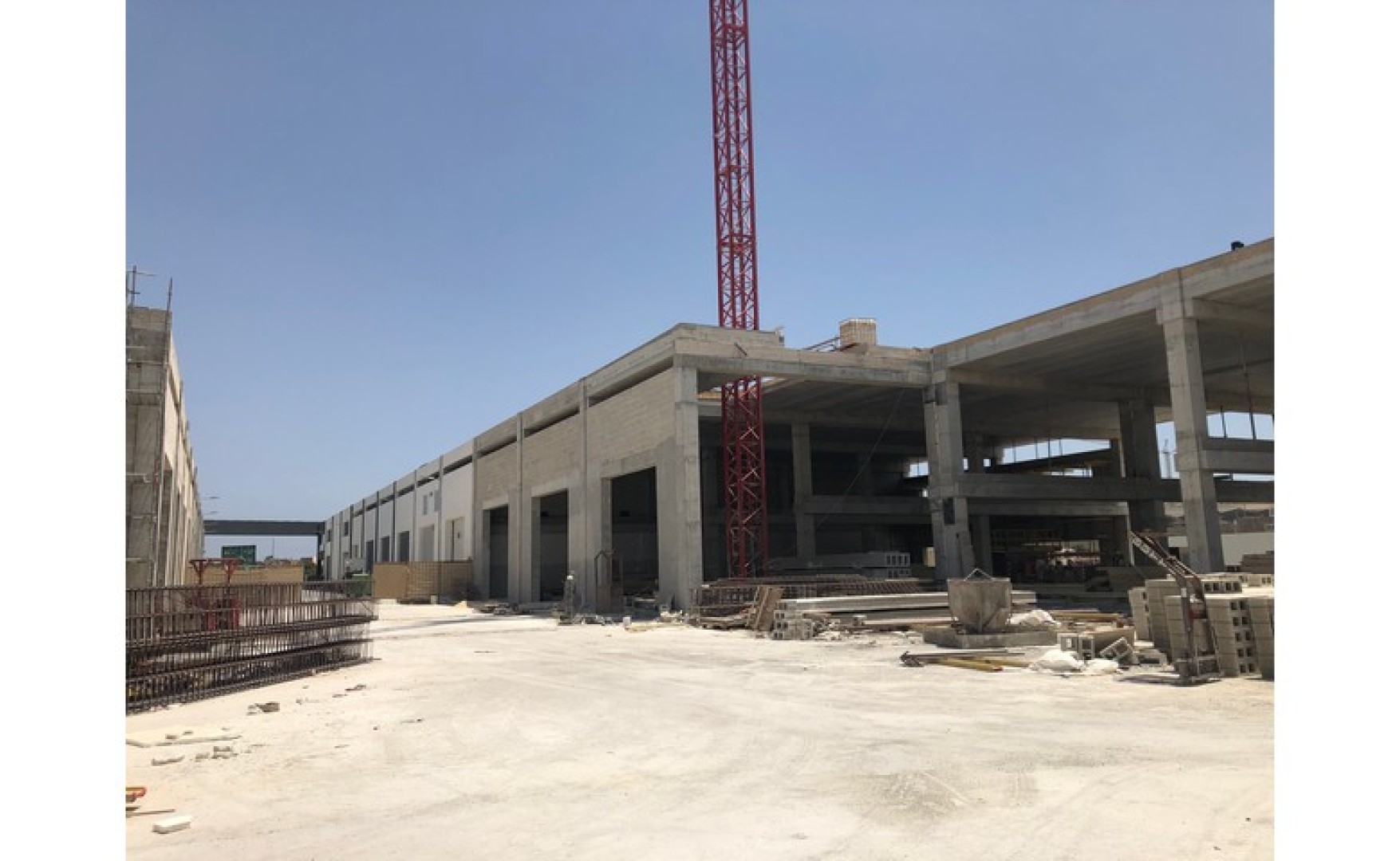 Real estate Malta: Burmarrad 20,000sqm Office space / Warehouse for rent - excellent for manufacturing