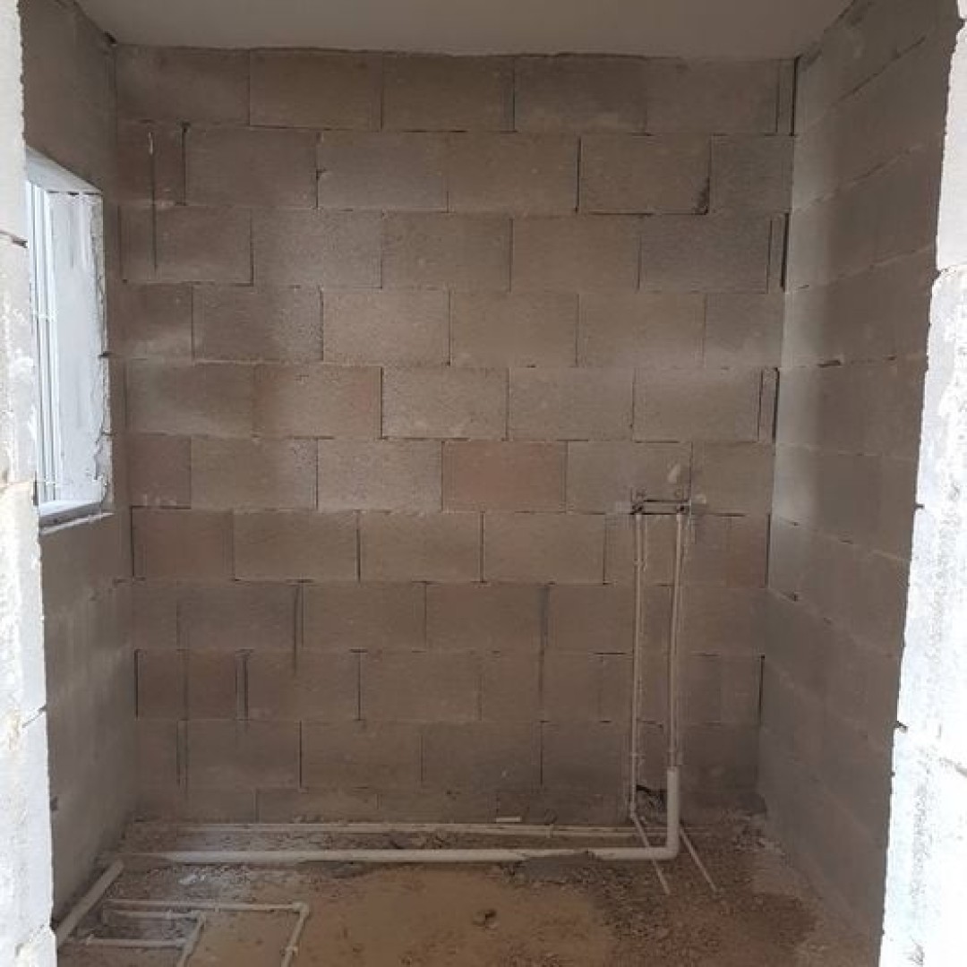 Malta warehouse: 400 SQM Commercial Space Class 4A For Sale in Mosta