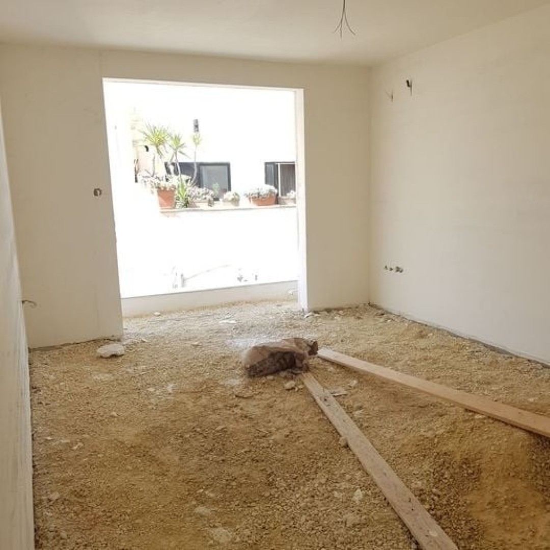 Malta warehouse: 400 SQM Commercial Space Class 4A For Sale in Mosta