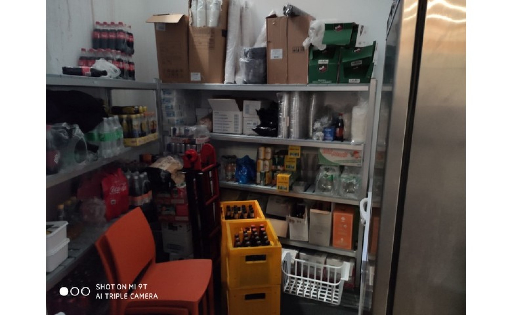 Restaurants for rent in Malta: Gzira corner cafeteria for rent with 4D permits