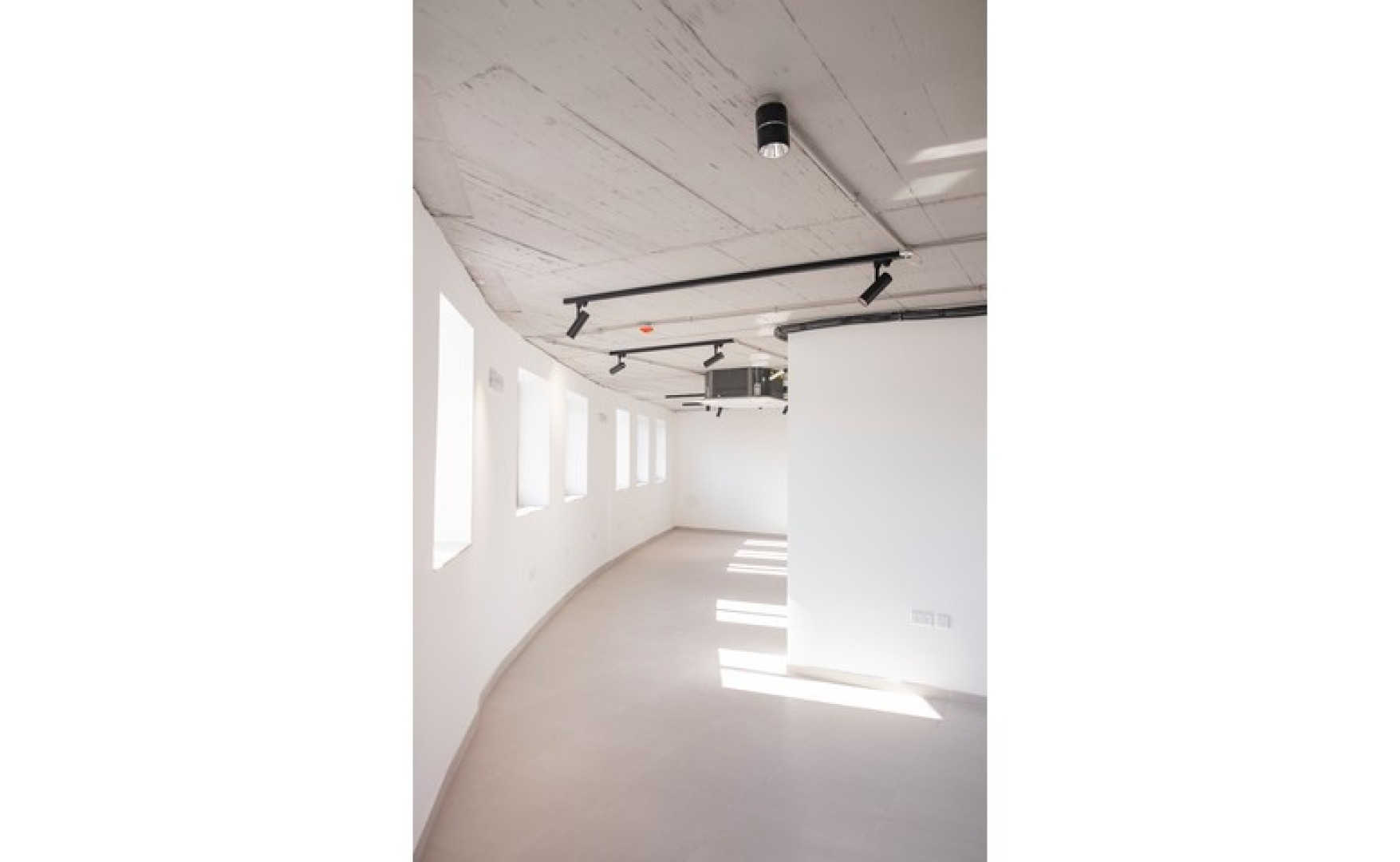 Offices for rent Malta: Central office to let in Marsa with an area of 80sqm