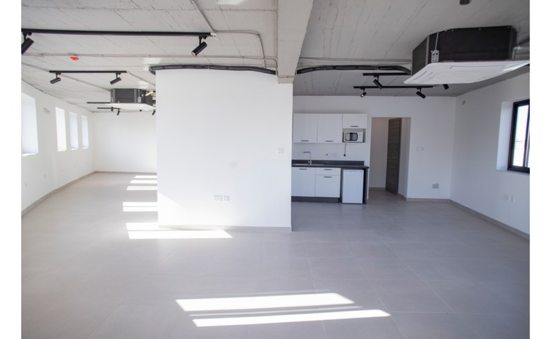 Offices for rent Malta: Central office to let in Marsa with an area of 80sqm