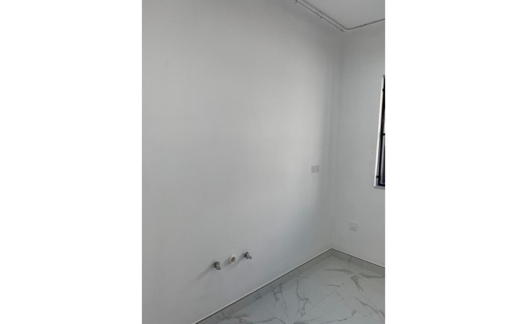 105sqm office to rent in Swieqi