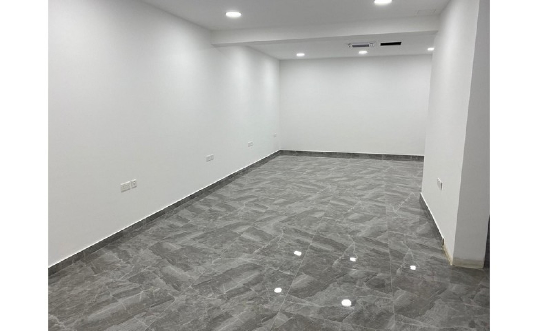 Office to let in Malta: Gzira 150sqm brand new offices for rent
