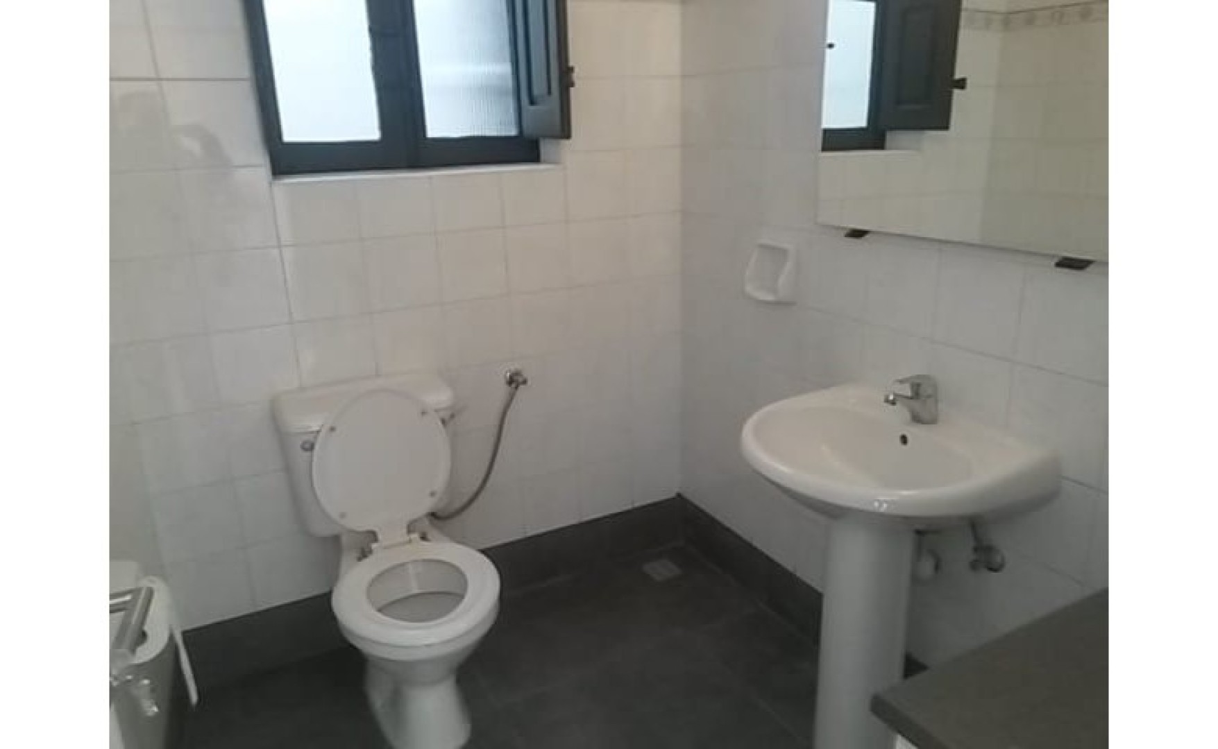 Office to let Malta: Pieta 85sqm premises for rent