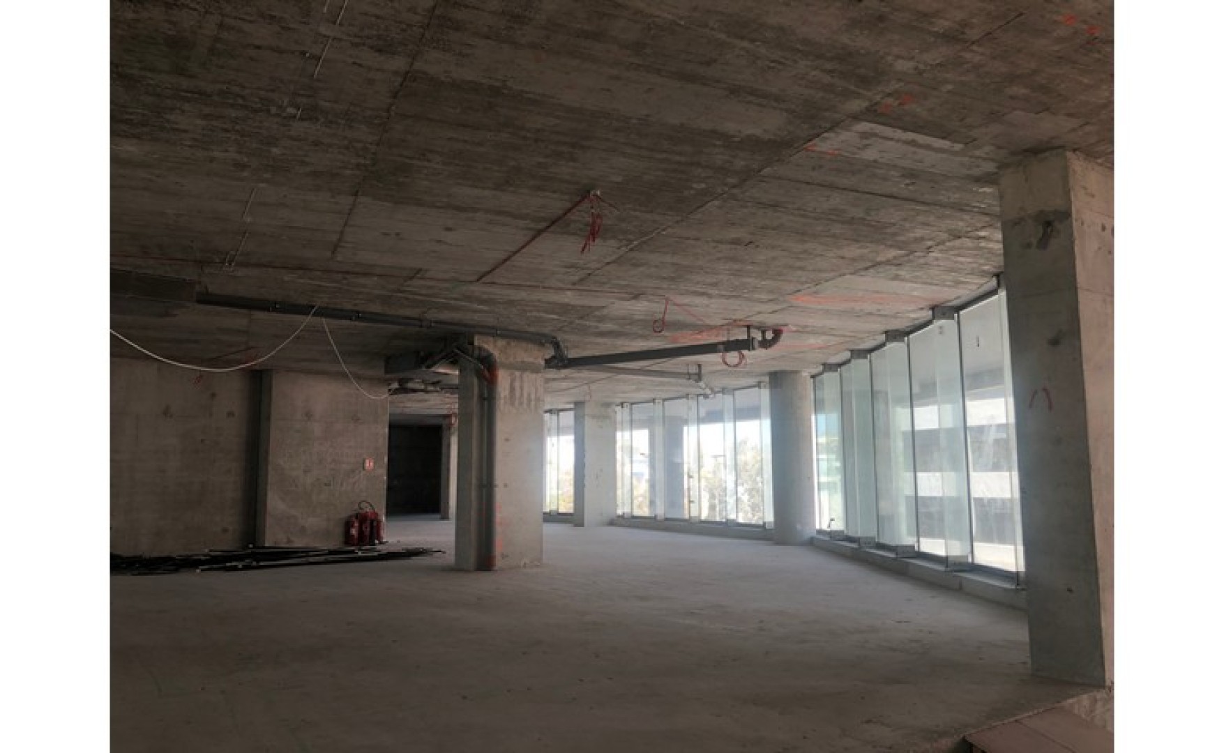 1000 sqm open plan office for rent in St Julians