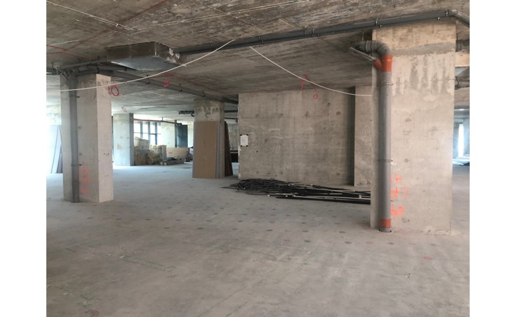 1000 sqm open plan office for rent in St Julians