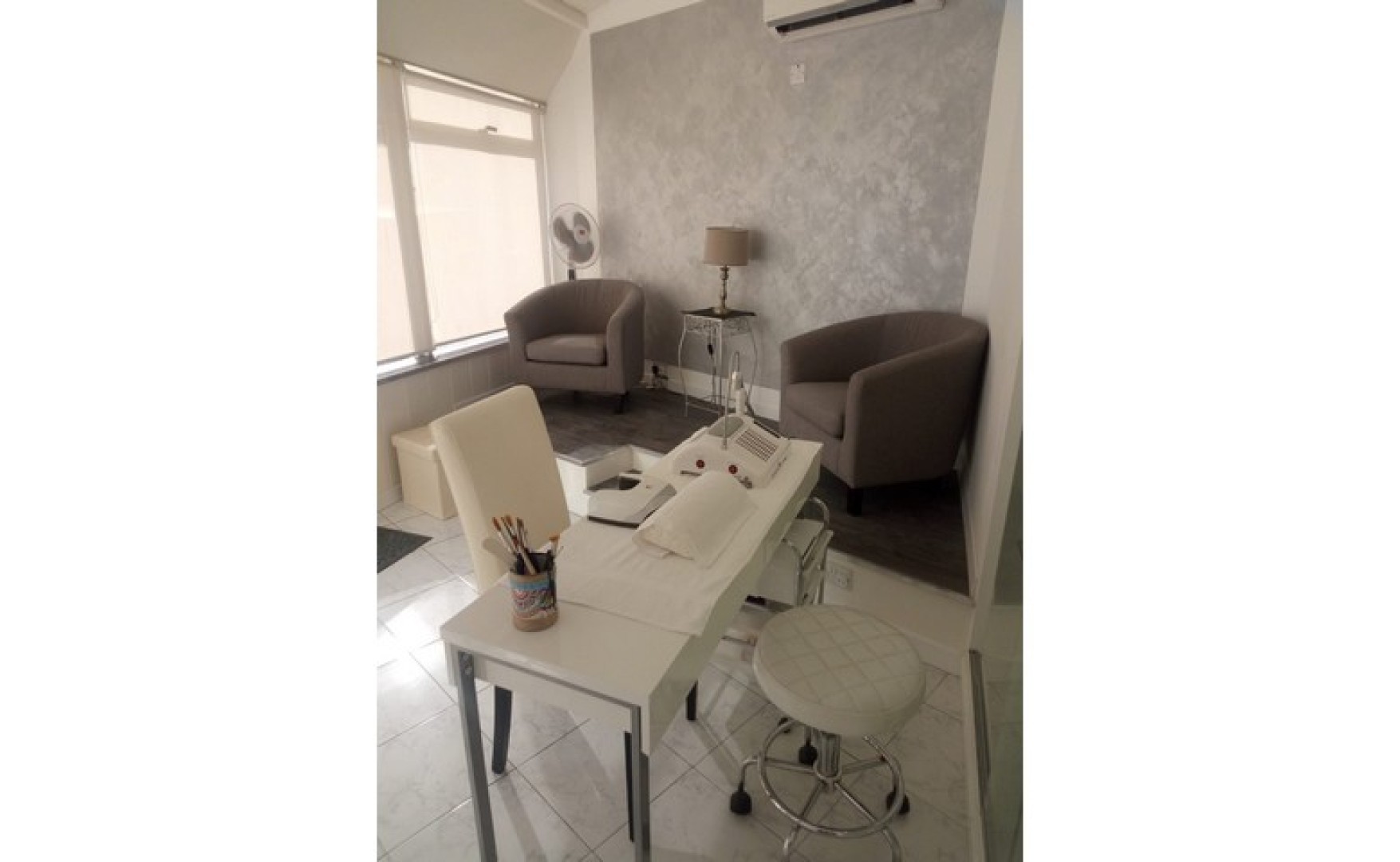 Shop to let in Malta: Birkirkara shop / salon for rent in a prime location