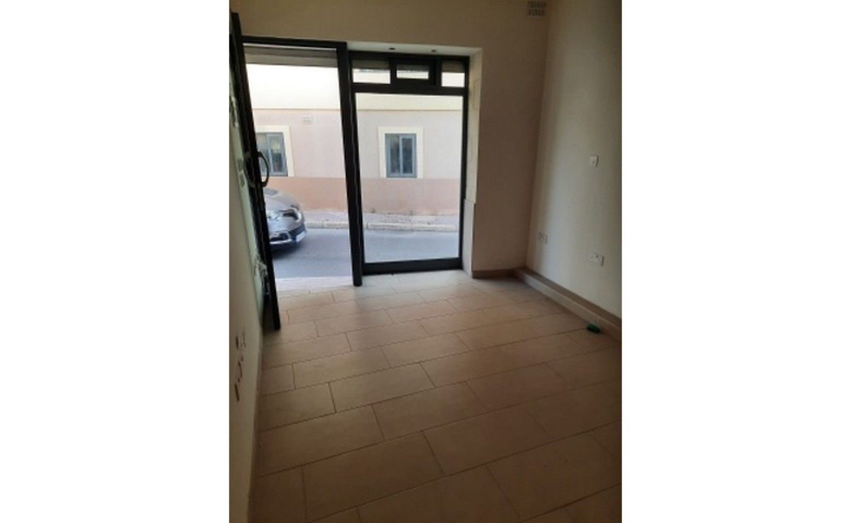 Offices for rent Malta: 15sqm shop / office to let in the heart of Mosta