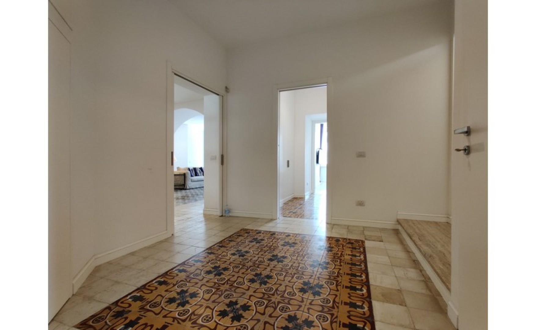 Real estate Malta: Apartment / office for rent in Balluta