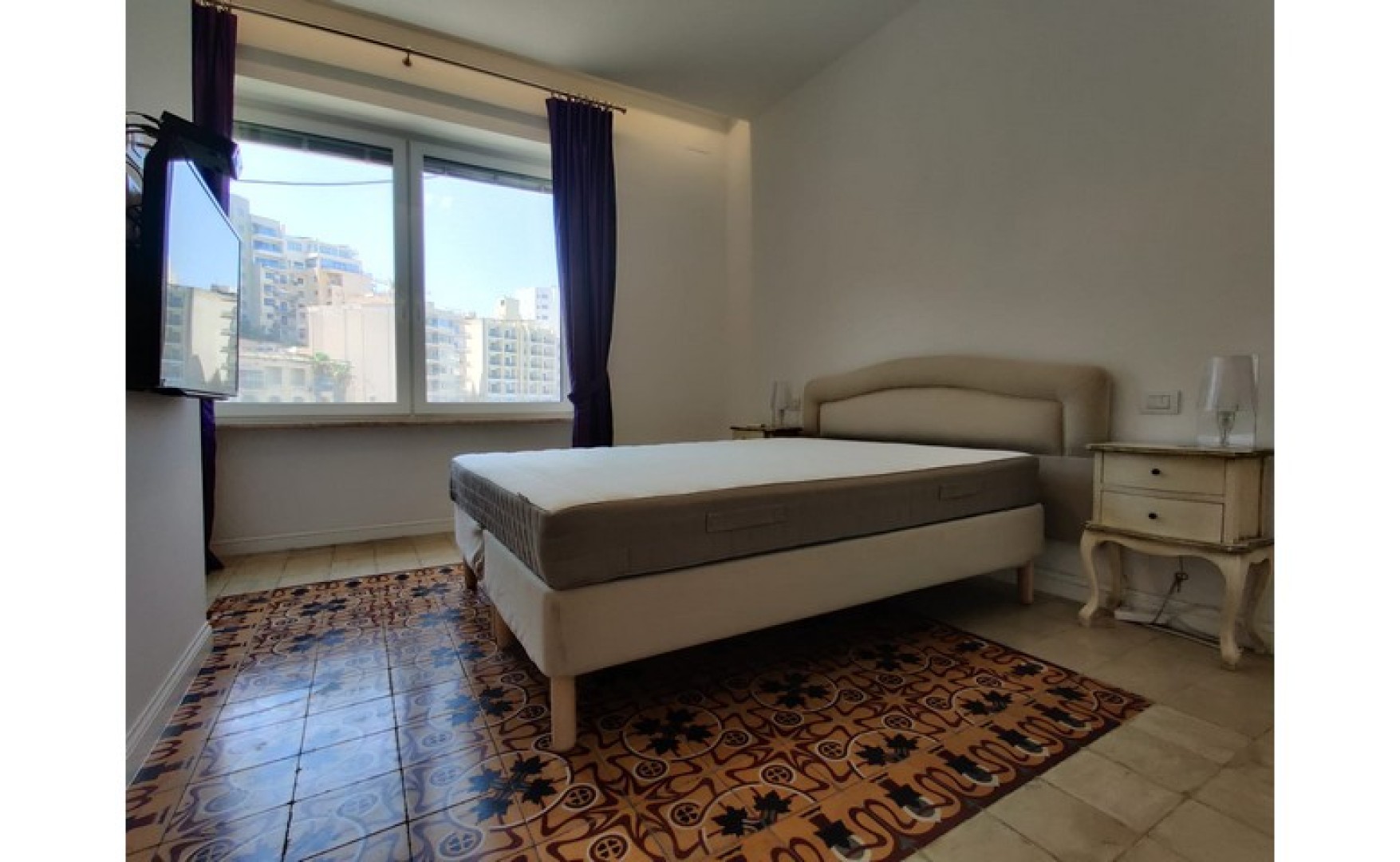 Real estate Malta: Apartment / office for rent in Balluta