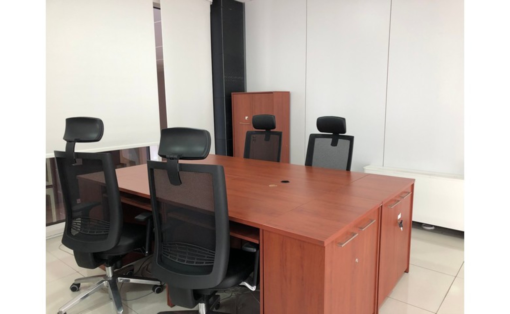 725 sqm Office space for rent in Paceville