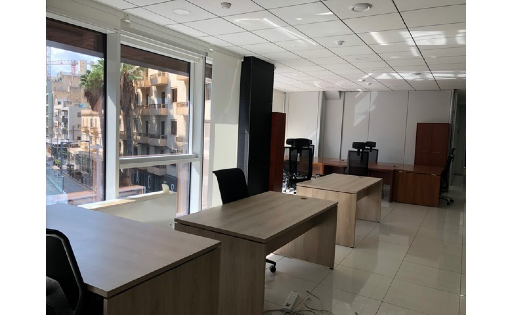 725 sqm Office space for rent in Paceville