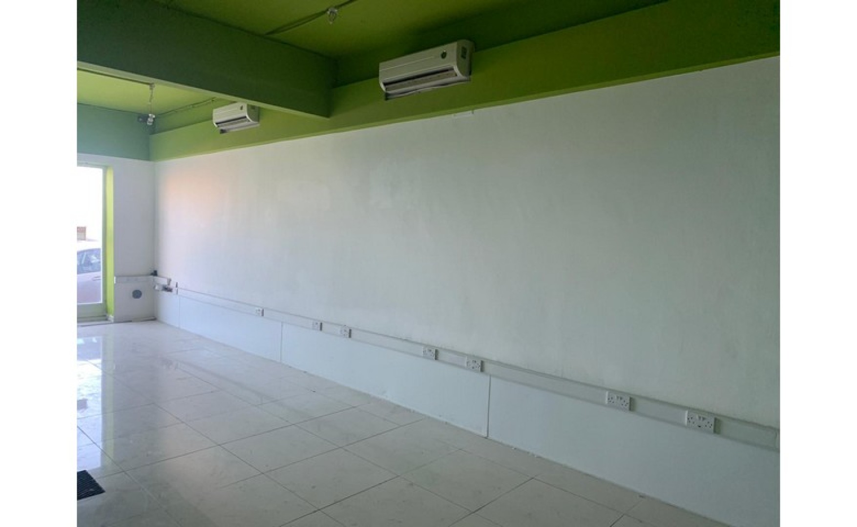 Commercial property for rent in St. Julians