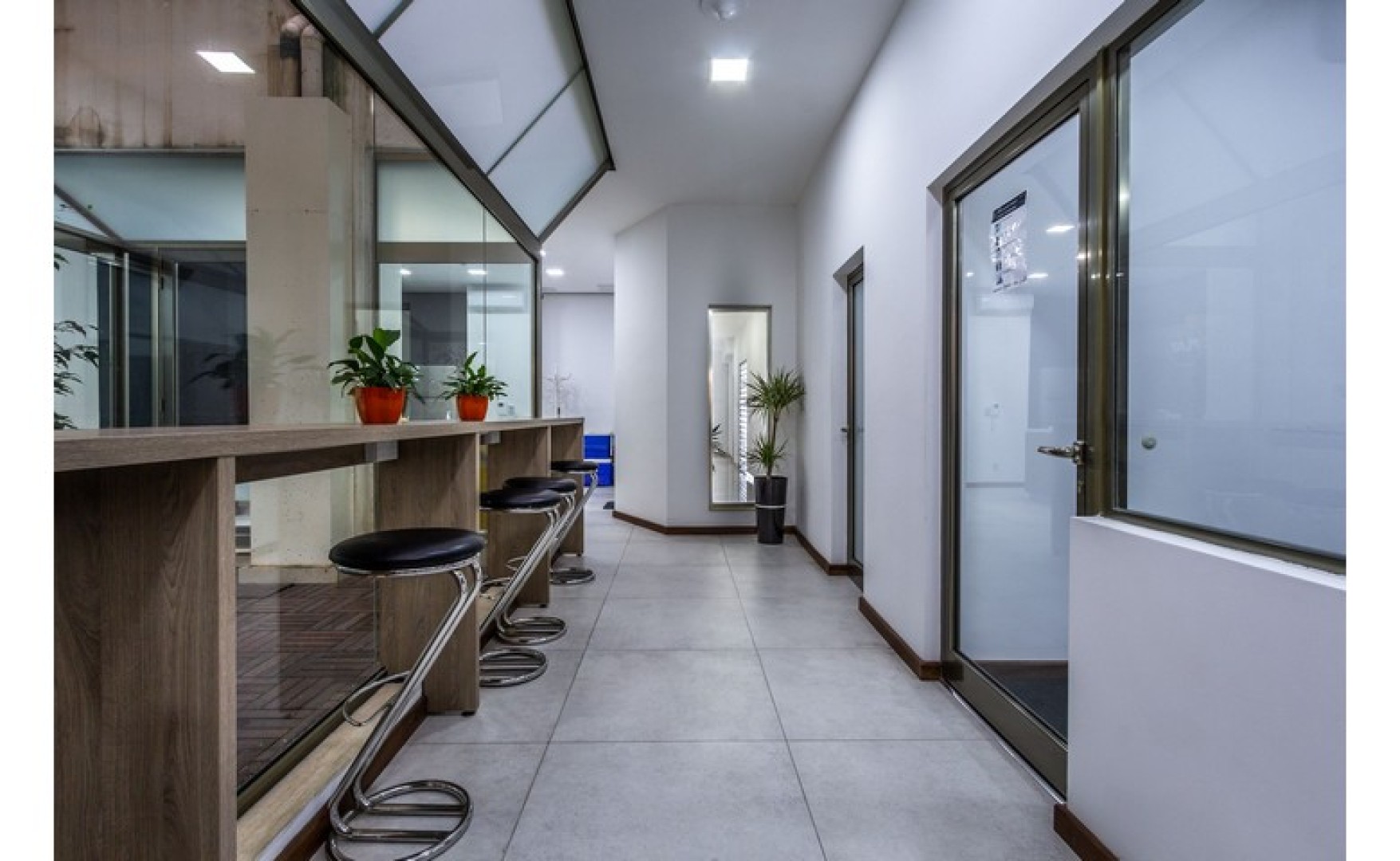480 sqm Ground Floor shop for rent