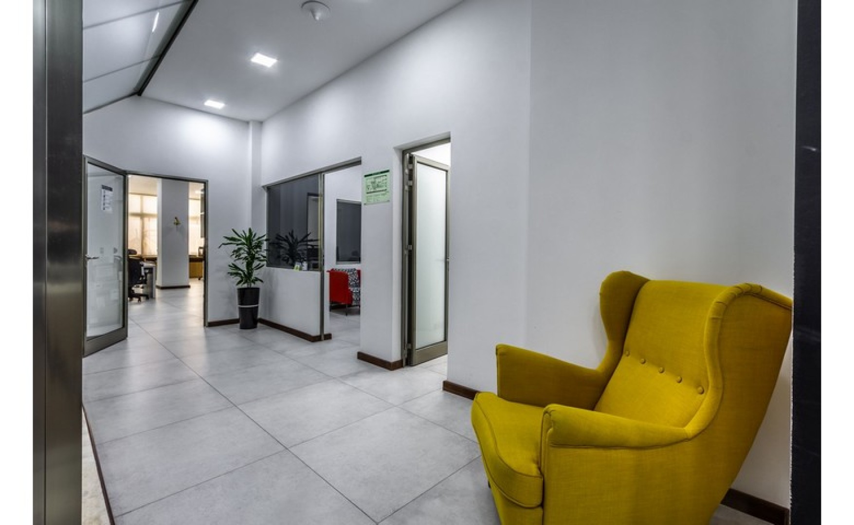480 sqm Ground Floor shop for rent
