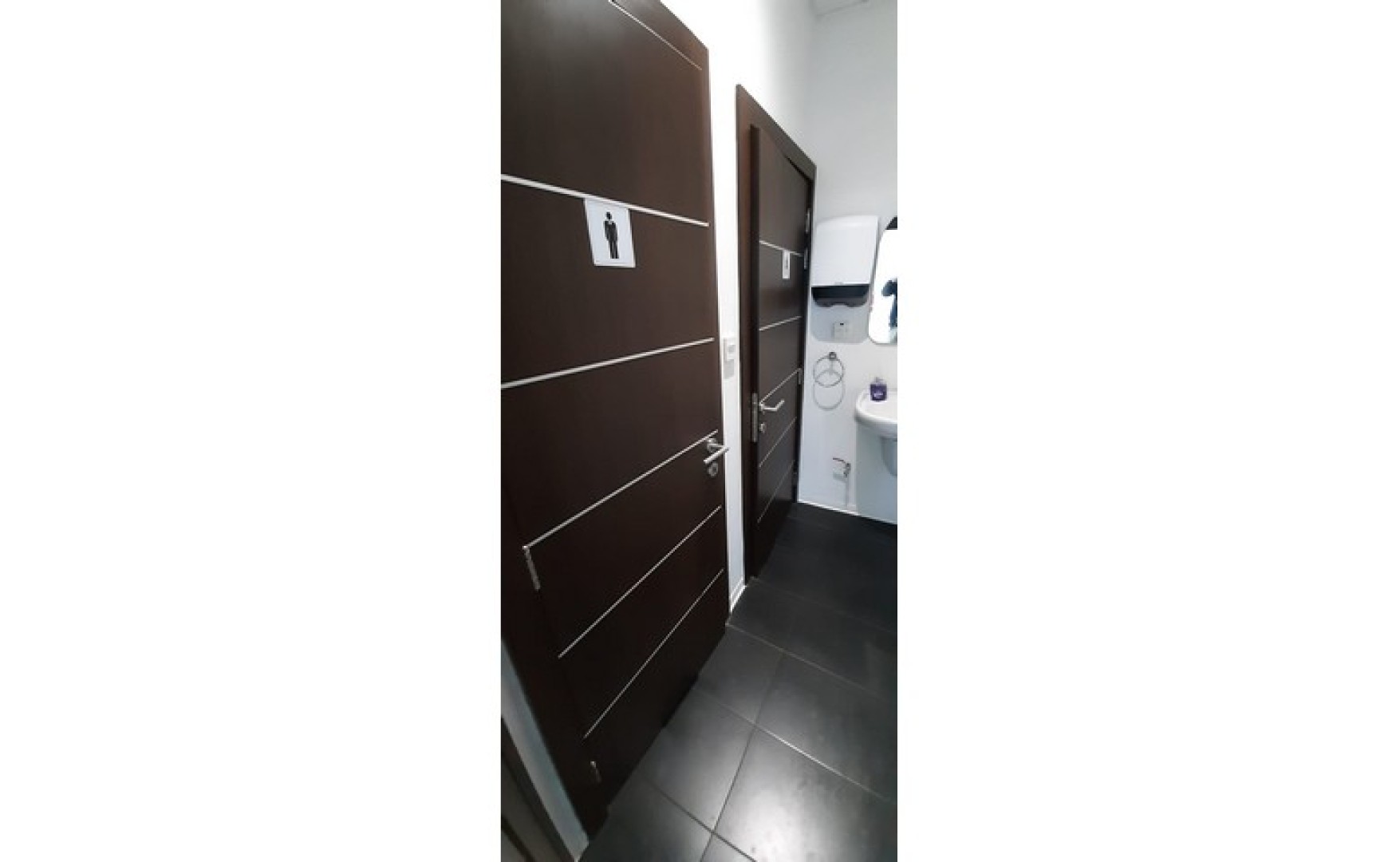 Office to let Malta: Msida 180sqm commercial premises for rent
