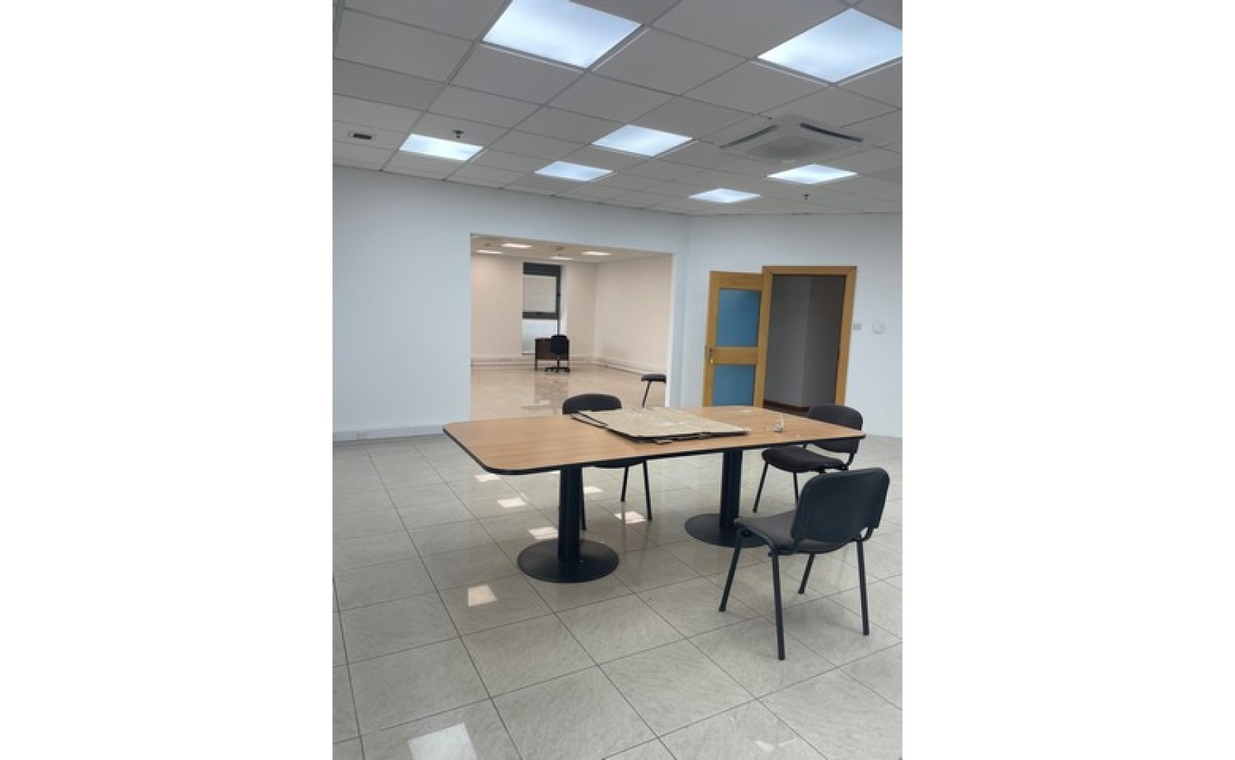 Offices for rent in Malta: 96sqm premises for rent in Portomaso