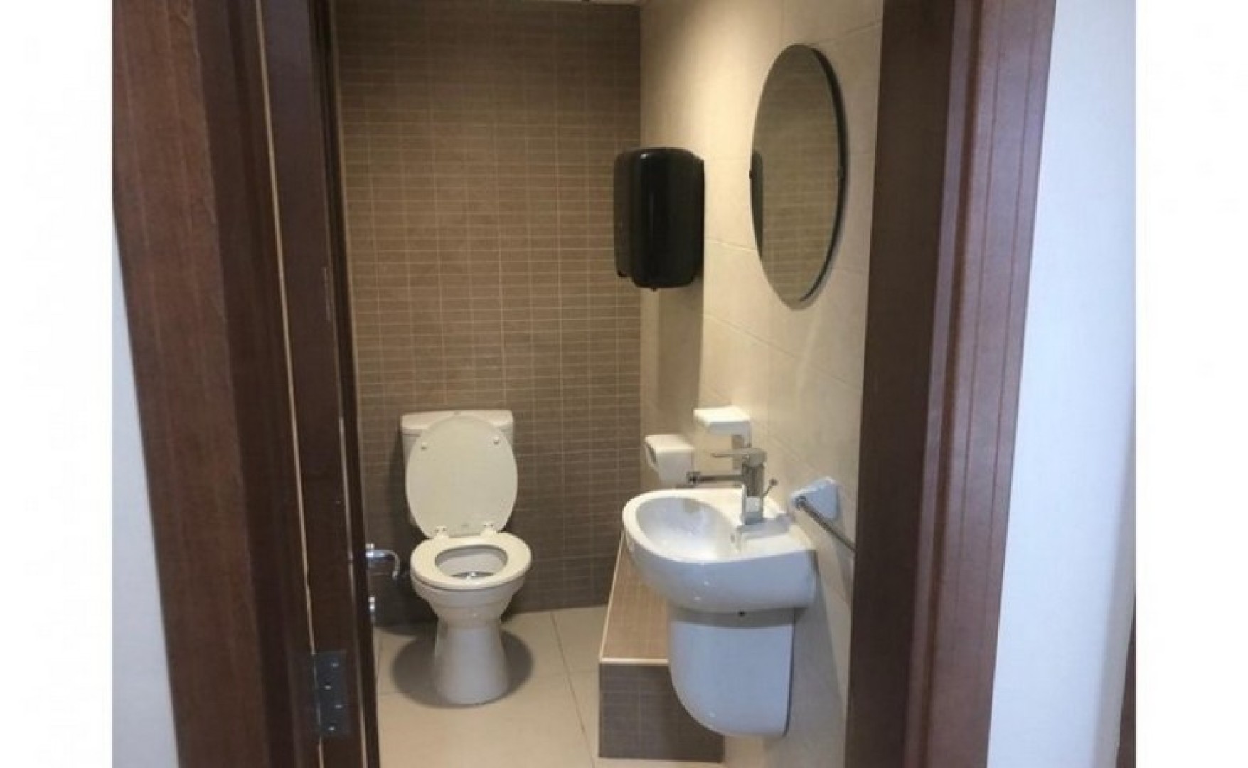 Offices for rent in Malta: St Julian's 11th floor 128sqm Commercial Premises In a Hotel