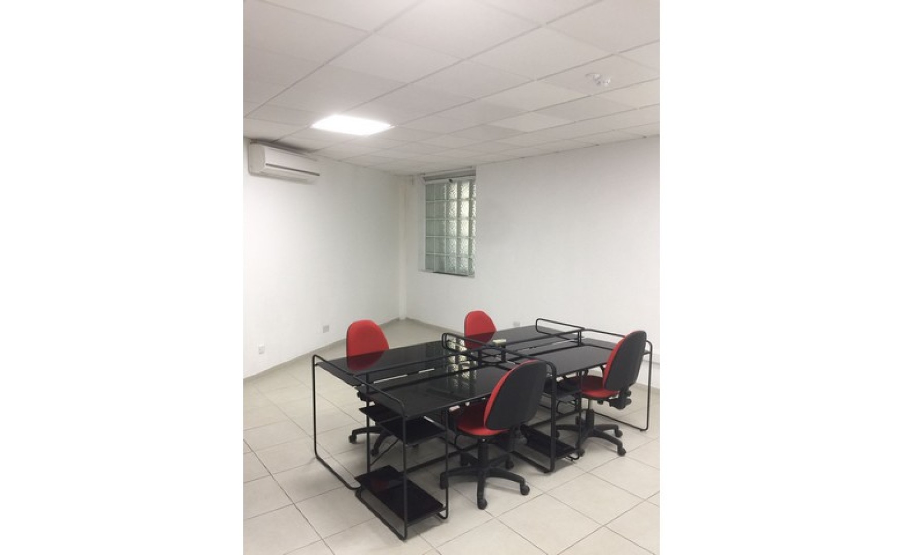 Office to let Malta: 187sqm office for rent in Sliema